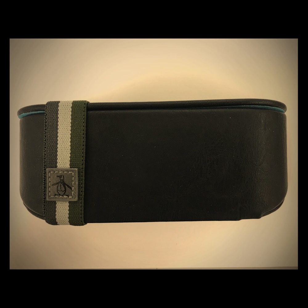 Penguin Frame Case